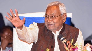 Nitish Kumar, Hindi