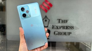 Poco X5 Pro review | Poco X5 Pro blue colour