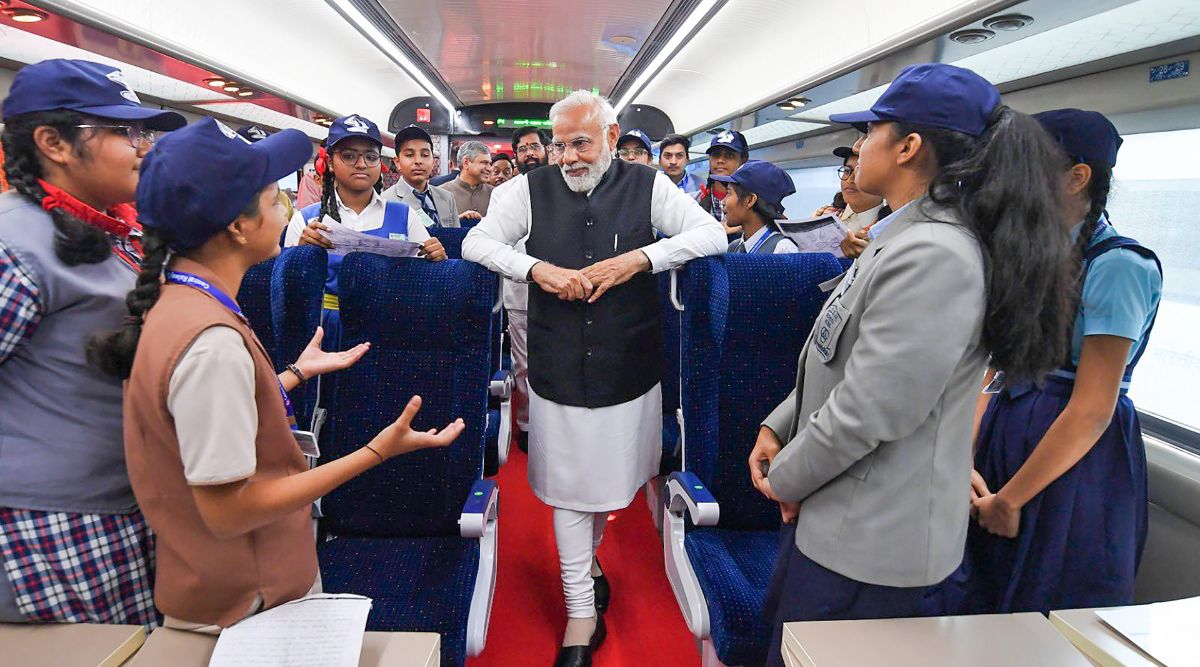 Mumbai This Week Pm Modi Inaugurates Two Vande Bharat Trains Sit To Probe Journalists Death 5118