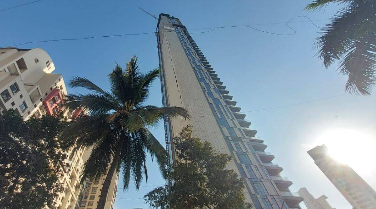  Two pedestrians were killed by stones which fell from the 42nd floor of Four Seasons Residences in Worli. (Express Photo)