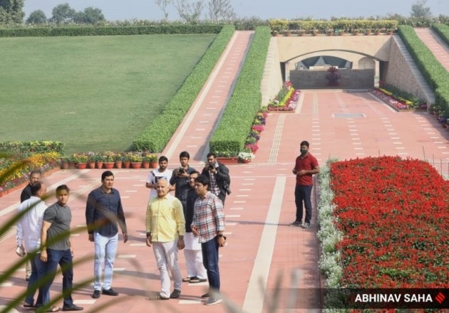 Manish Sisodia at Rajghat