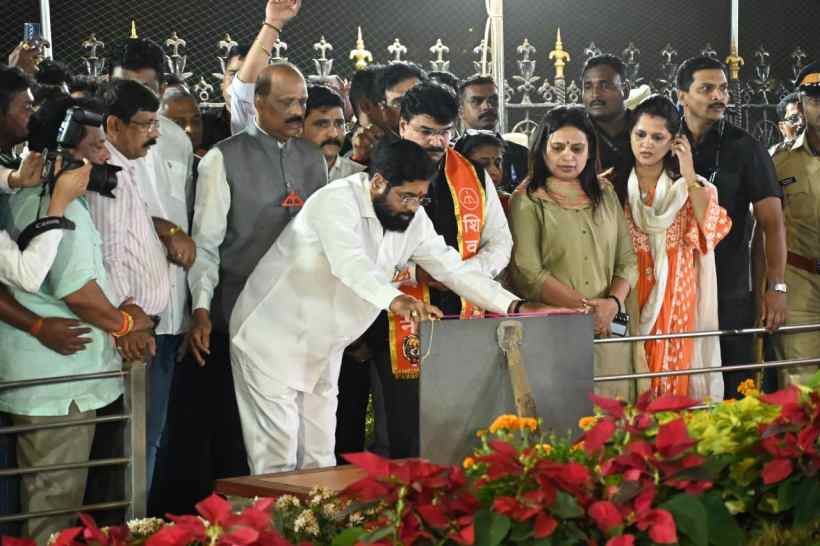 Shinde Faction Wins Shiv Sena Party Name, Symbol; Uddhav Camp Protests ...