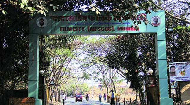 The government has mandated that each employee will sign a direct contract with the employer for the duration of the work, and there will also be no involvement of middlemen for such contracts. (Express Photo)