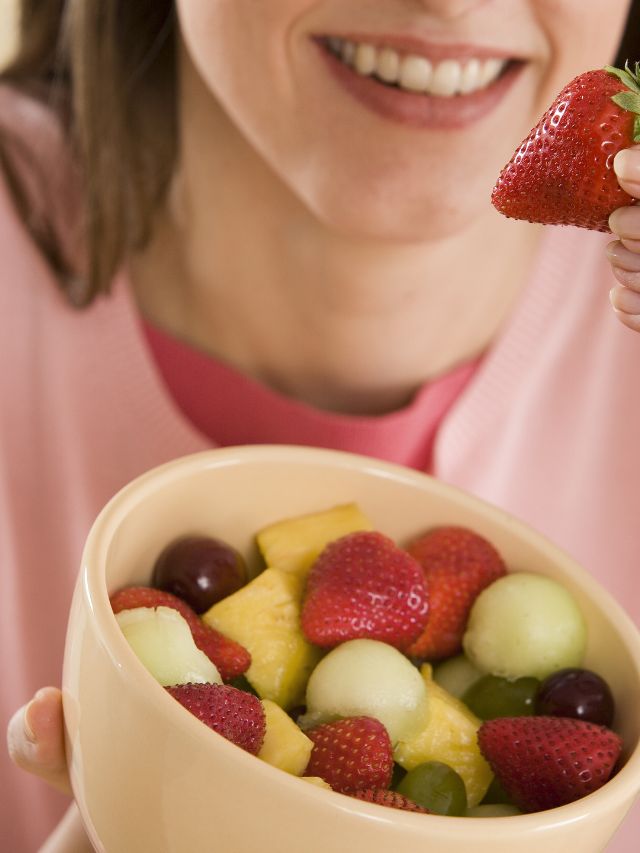 Three mistakes to take care of while eating fruit The Indian Express