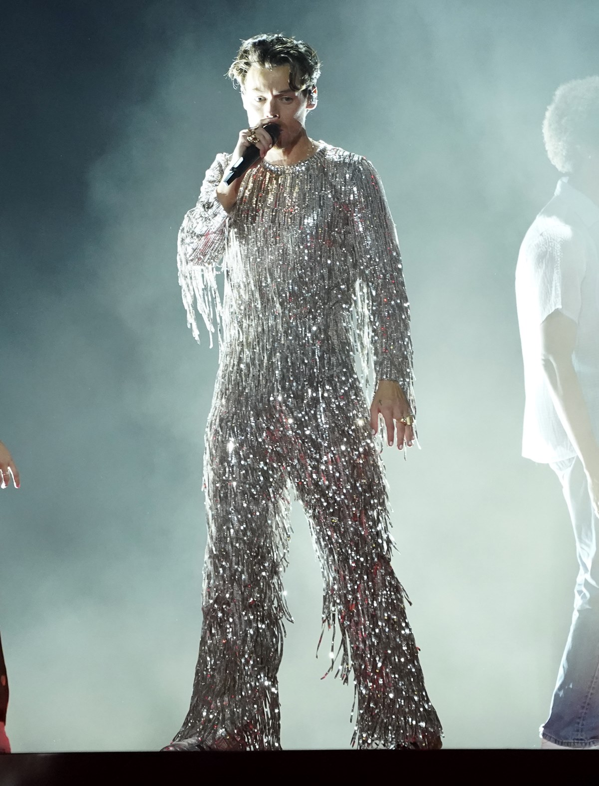 harry grammy outfit