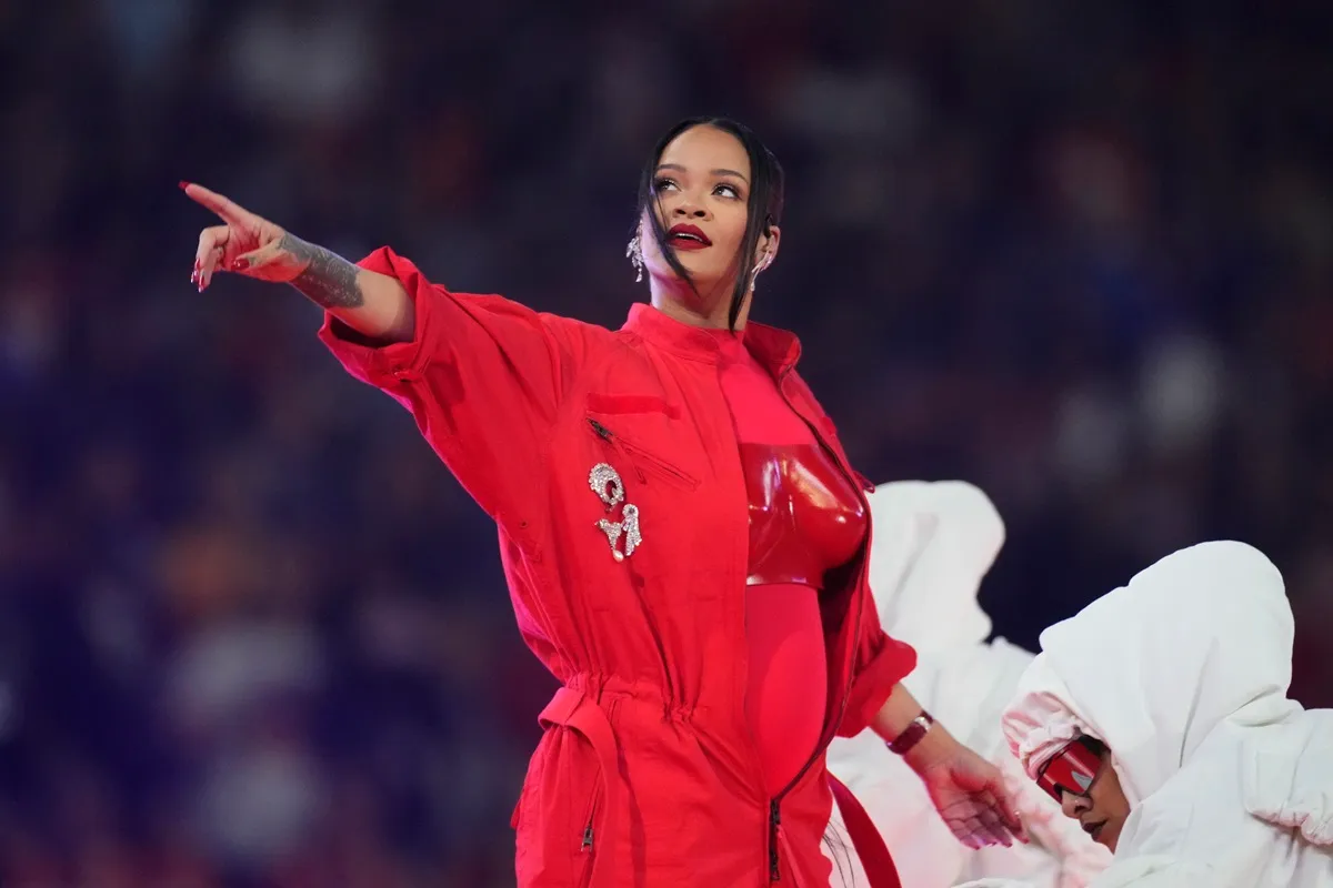 Rihanna honors André Leon Talley with Super Bowl 2023 halftime look