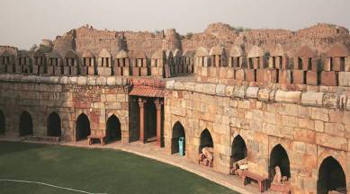 Tughlaqabad Fort demolition
