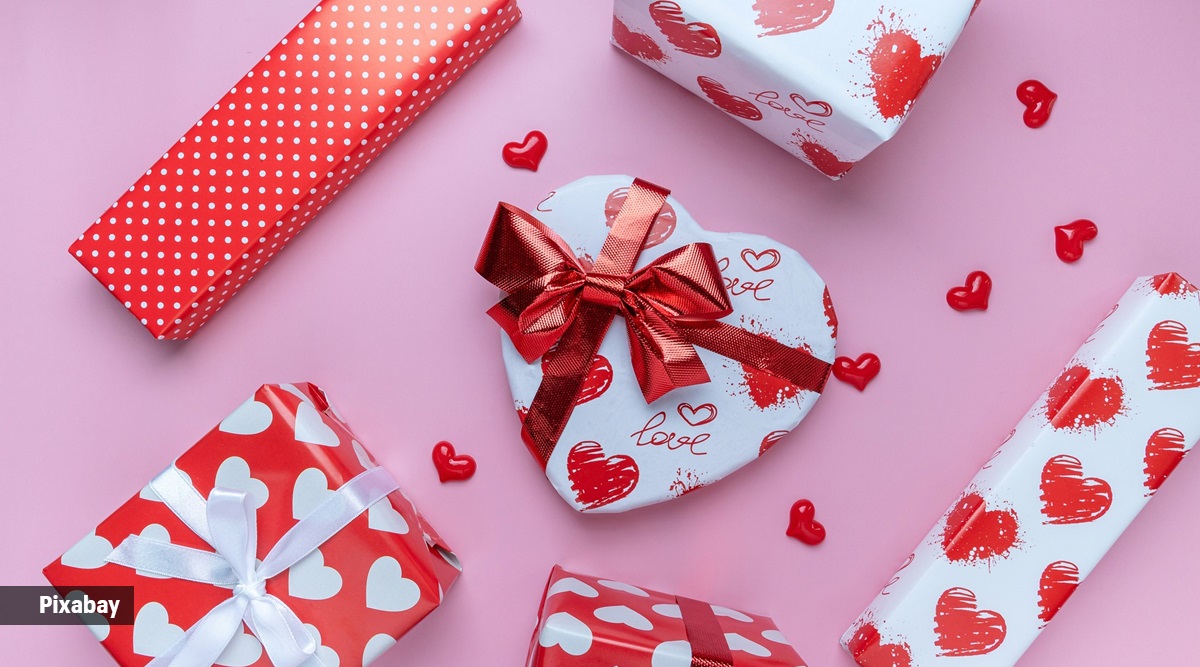 From Chaucer to chocolates: how Valentine's Day gifts have changed over the  centuries | Life-style News - The Indian Express