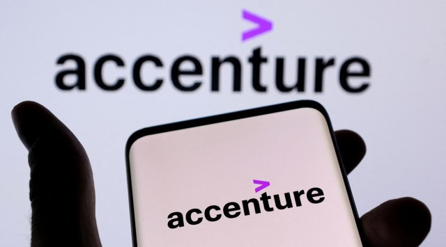 Accenture layoff