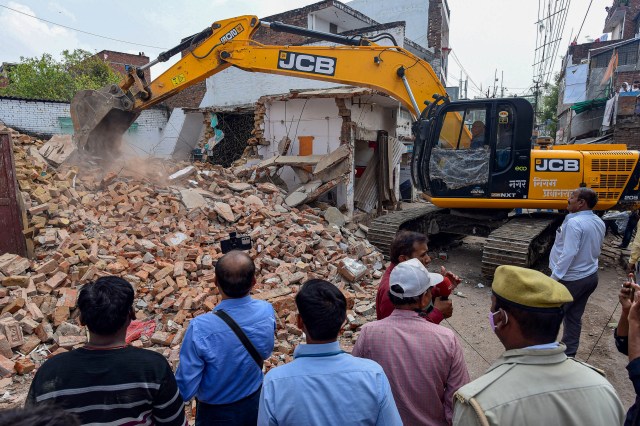 Delhi Development Authority, DDA demolition, demolition drive along the Yamuna floodplain, demolition drive in Delhi, riverfront project, Indian express