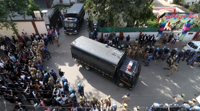 After drama at jail, cops leave for Gujarat with Atiq