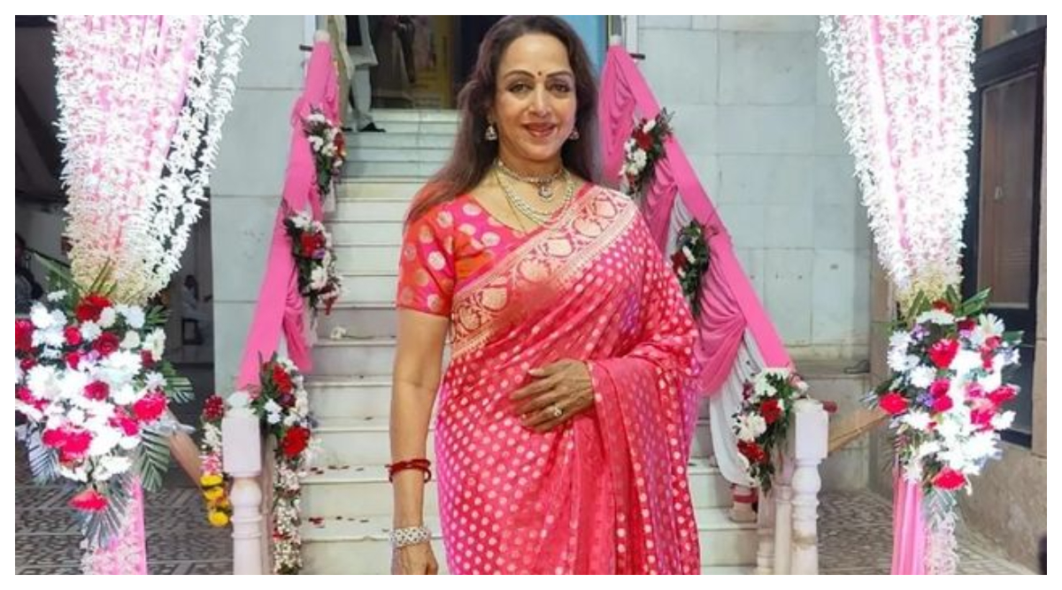 Hema Malini says female actors today are following in her footsteps: 'I  continued working non-stop after marriage' | Entertainment News,The Indian  Express