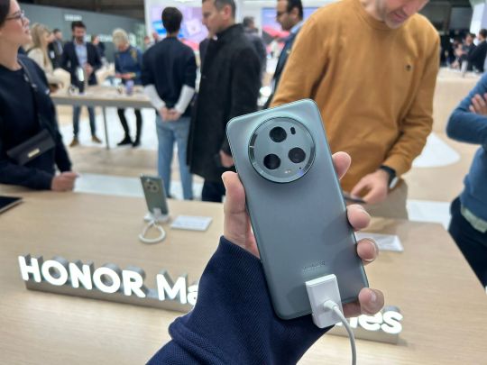 Honor Magic 5 Pro (3)