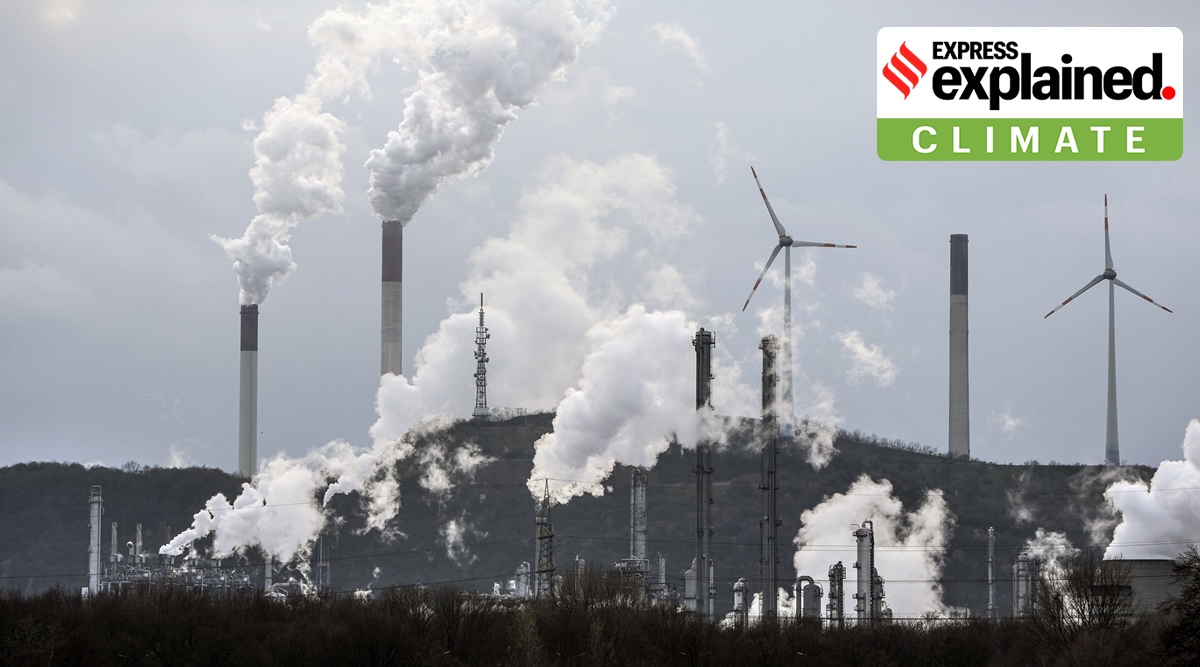 coal-fired plant polluting the atmosphere, IPCC climate report