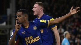 Alexander Isak's stoppage-time penalty kept Newcastle's Champions League bid on track in a 2-1 comeback win against Nottingham Forest