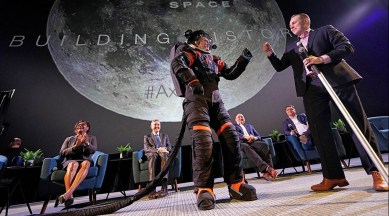 NASA, astronaut spacesuit