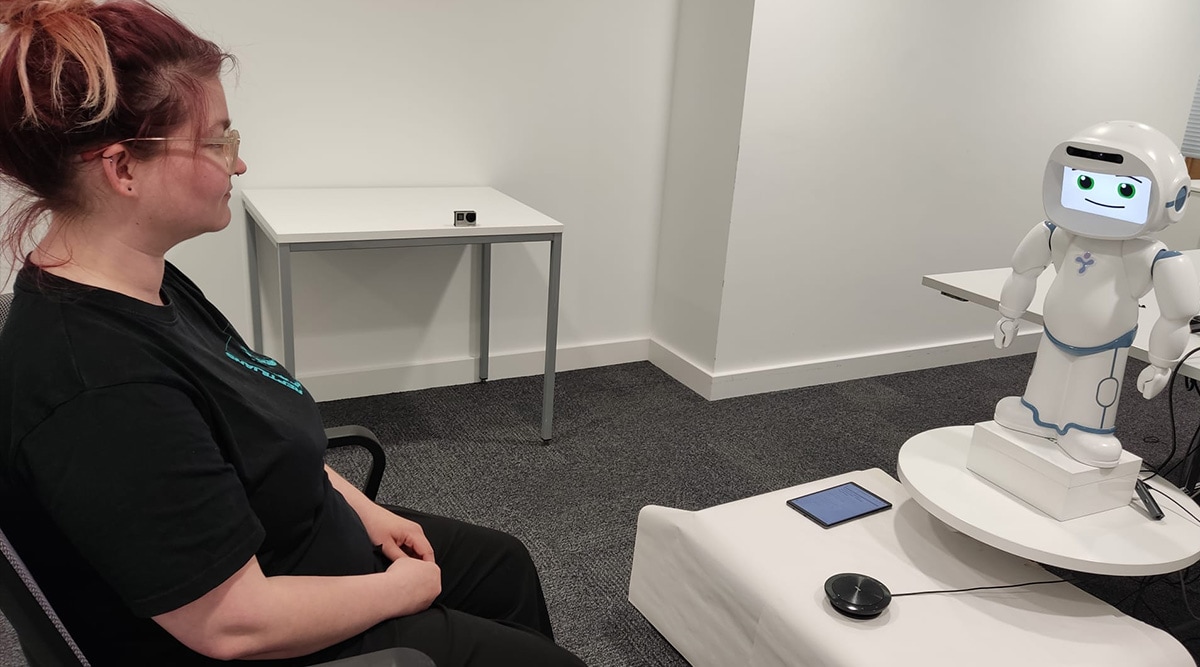 Robot wellbeing coach