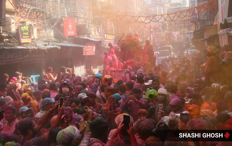 rolls royce, rolls royce holi, holi, holi celebrations, holi 2023, kolkata, indian express