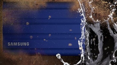 Sasmsung T7 Shield SSD | Sasmsung T7 Shield SSD size | Samsung ATM card size SSD