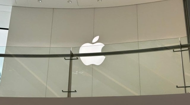 apple logo featured