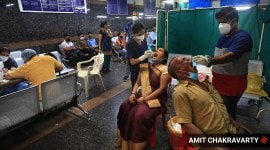 Active Covid-19 cases in Maharashtra cross 900