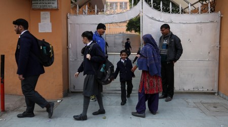 Enrolment dip in Delhi's private schools, Economic survey, Covid Pandemic, Delhi schools, Delhi education, delhi pvt schools news, Indian Express, Indian Express News