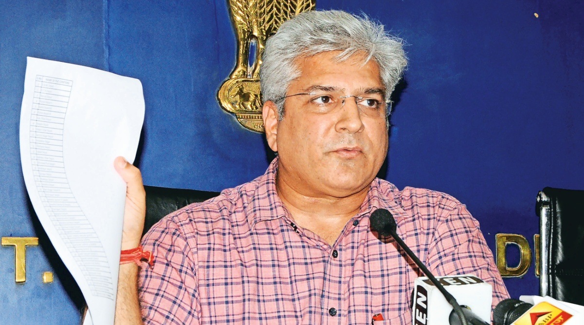 Delhi Minister Kailash Gahlot Orders To Stop Towing Away Of Old Parked ...