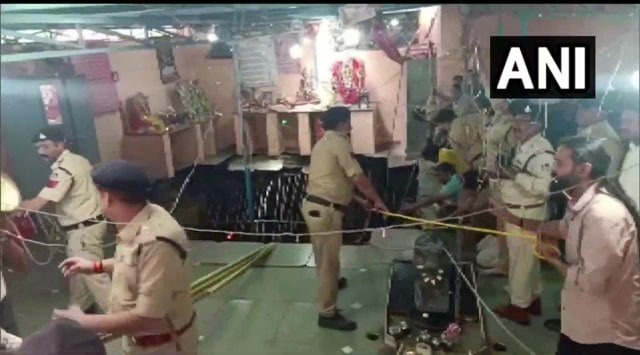 25 feared trapped as roof of well collapses at temple in Indore | Cities  News,The Indian Express