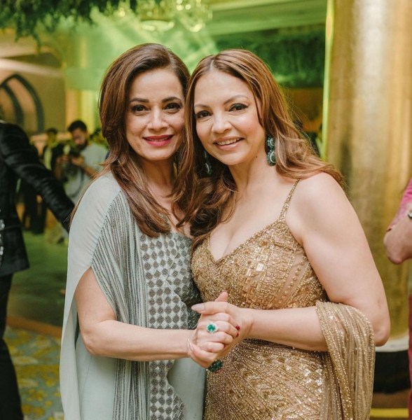 Neelima Kothari, Deanna Panday