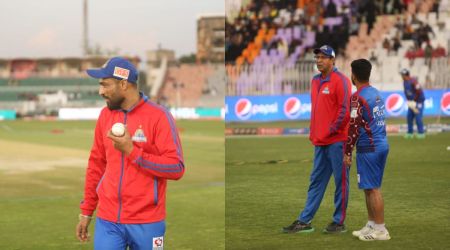 Mohammad Amir on the left and Wasim Akram on the right. (FILE)