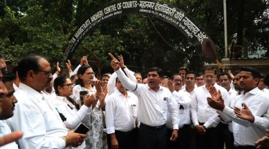 Mumbai lawyers protest, Mumbai lawyer attack