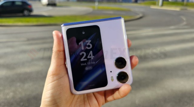 Find N2 Flip has a large cover display (Image credit: Shruti Dhapola / Indian Express)