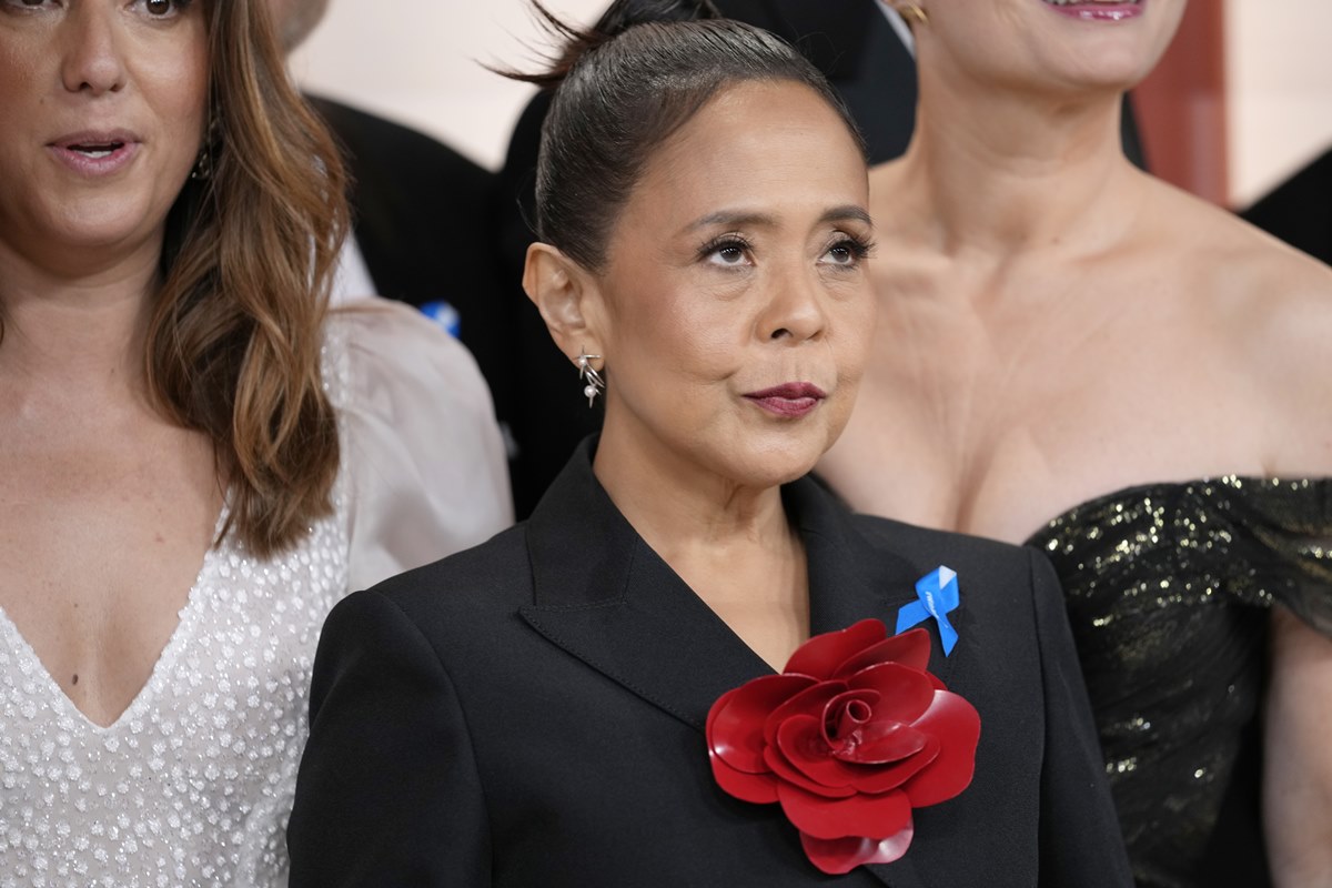 The meaning behind the blue ribbons worn at the Oscars Lifestyle