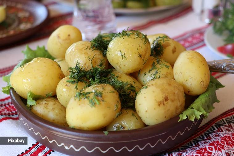 It is the way potatoes are prepared that can make them unhealthy. Deep frying, adding excessive butter or cream, or using pre-packaged masalas can negate the nutritional value of potatoes. 