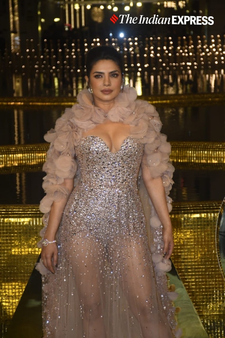 priyanka chopra new photos