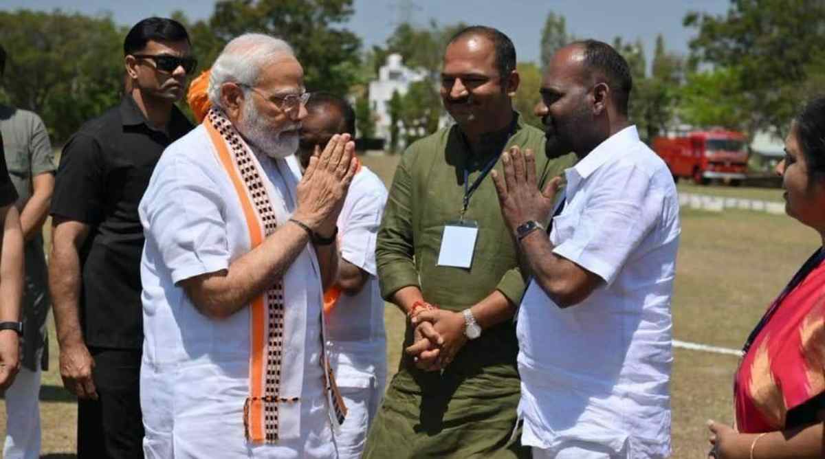 Karnataka Congress says PM Modi made to fold hands before 'rowdy ...