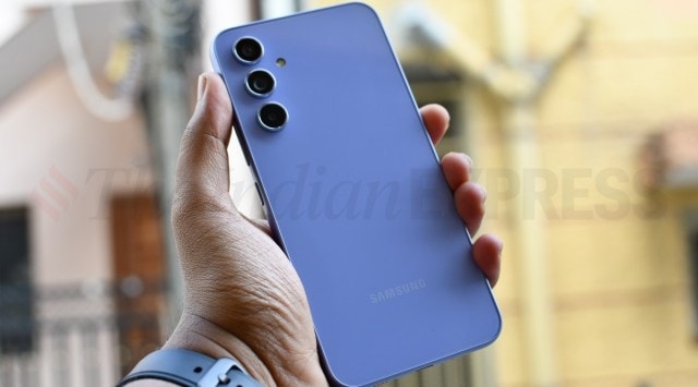Samusng Galaxy A54 review, Samsung Galaxy A54 pros, Samsung Galaxy A54 cons