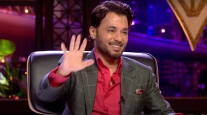 Shark Tank India 2: Entrepreneur pitches 'naughty bedroom gifts'; Anupam  Mittal asks, 'Thappad maar ke ghar se nikala nahi?