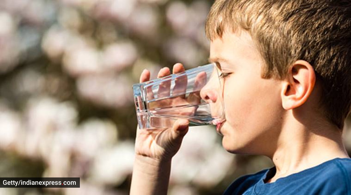 Try this hydrating beverage to keep your child hydrated | Parenting News