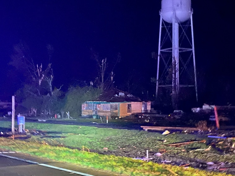 Mississippi Tornadoes Kill 23 Injure Dozens Overnight World News The Indian Express