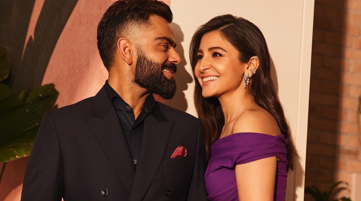 Anushka Sharma And Virat Kohli Xxx Video - Anushka Sharma hugs, kisses Virat Kohli as he performs 'Bread pakode ki  kasam' dialogue: 'I feel like he just proposed to me' | Entertainment  News,The Indian Express