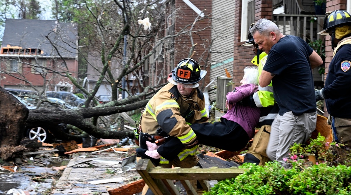 Storms strike Arkansas, Illinois, Indiana; 7 reported dead | World News ...