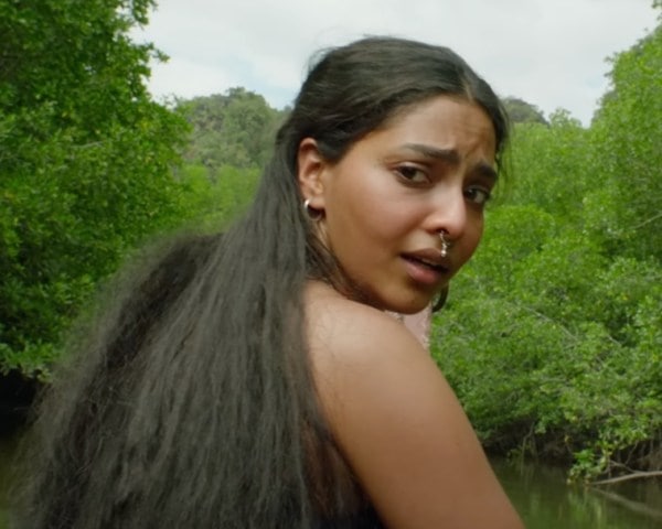 Aishwarya Lekshmi as Poonguzhali