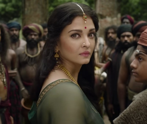 Aishwarya Rai as Nandhini