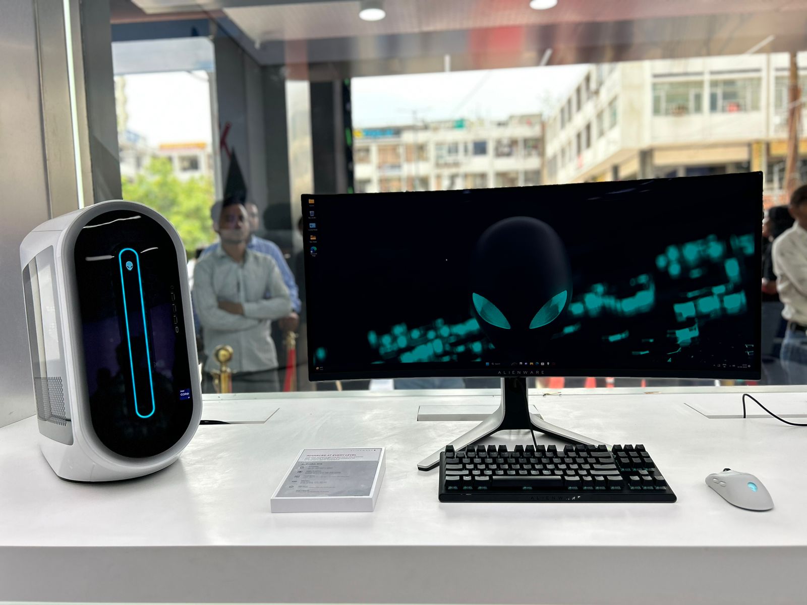 Dell Technologies Alienware Gaming Experience Store Open India New Delhi  Nehru Place