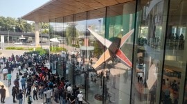 Apple’s first flagship store gets warm welcome at BKC