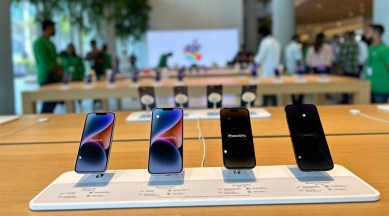 Apple iOS 17 | Apple app sideloading | Apple EU DMA iOS 17