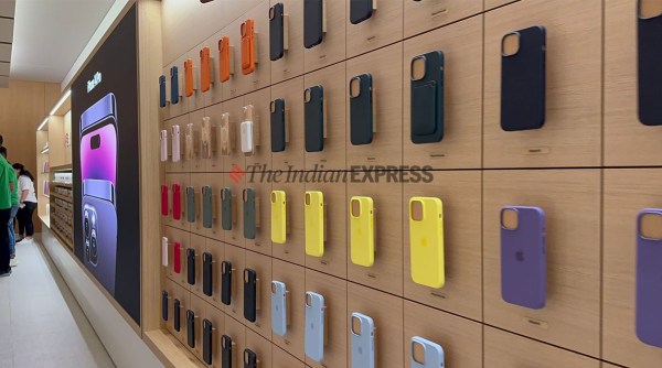 Apple store saket delhi