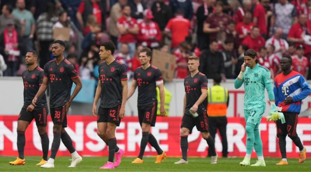 Bayern Munich Suffer Shock 3 1 Loss At Mainz To Leave Title Race Open Football News The 8150