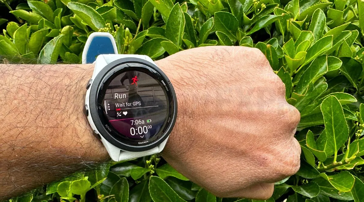 Garmin Fenix 7S Sapphire Solar Review: The Best Outdoor Fitness Watch |  WIRED